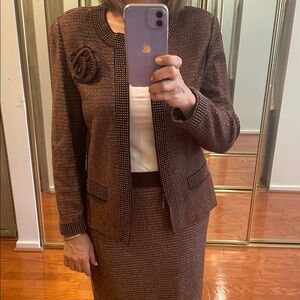 Elegant Brown Women's Jacket
